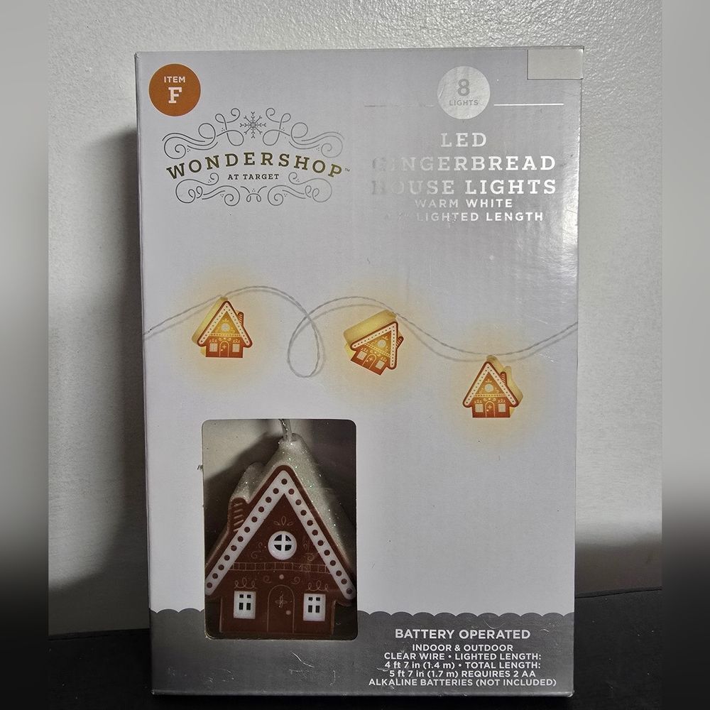 Wondershop Led Gingerbread Houses Lights, 5' 7", Warm White 8 ct, New